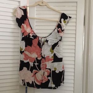 BRAND NEW! Never worn top